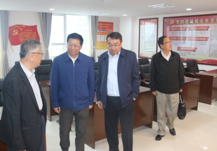 青海省副省長、省國資委黨委書記、主任王黎明，蒞臨省物產(chǎn)集團(tuán)調(diào)研指導(dǎo)工作