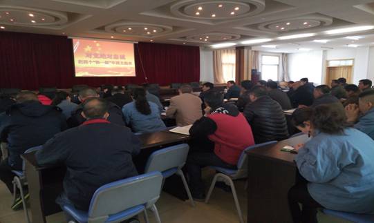 堅定信念 對黨忠誠，融會貫通 學(xué)以致用