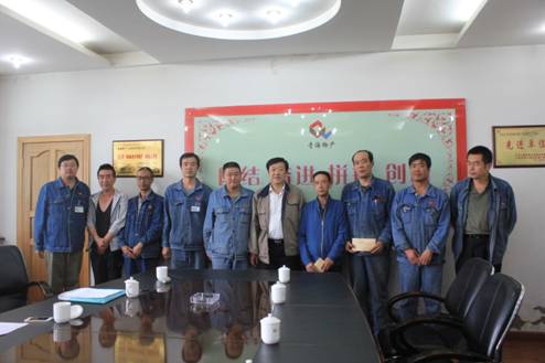 青海物產(chǎn)集團(tuán)黨委開(kāi)展慶祝建黨95周年，走訪慰問(wèn)